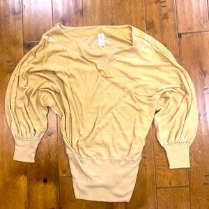 WE THE FREE YELLOW TOP